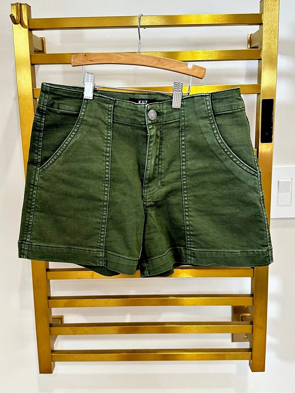 KUT Jane Utility Shorts in Green Like New